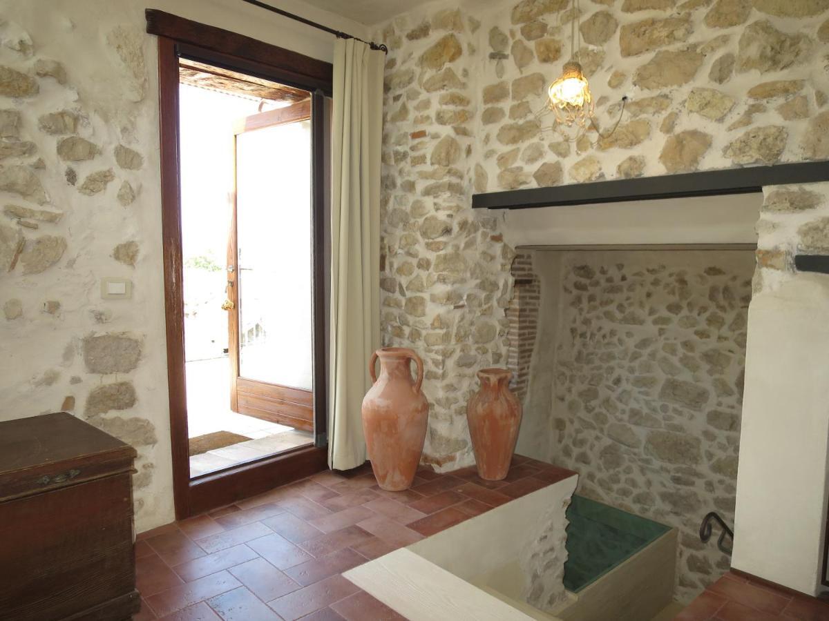 Ausonia B&B Milleunapietra Romantic Guest House المظهر الخارجي الصورة